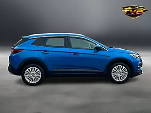 Used 2018 Vauxhall Grandland X Tech Line Nav Topaz Blue - Interior and Exterior details 7