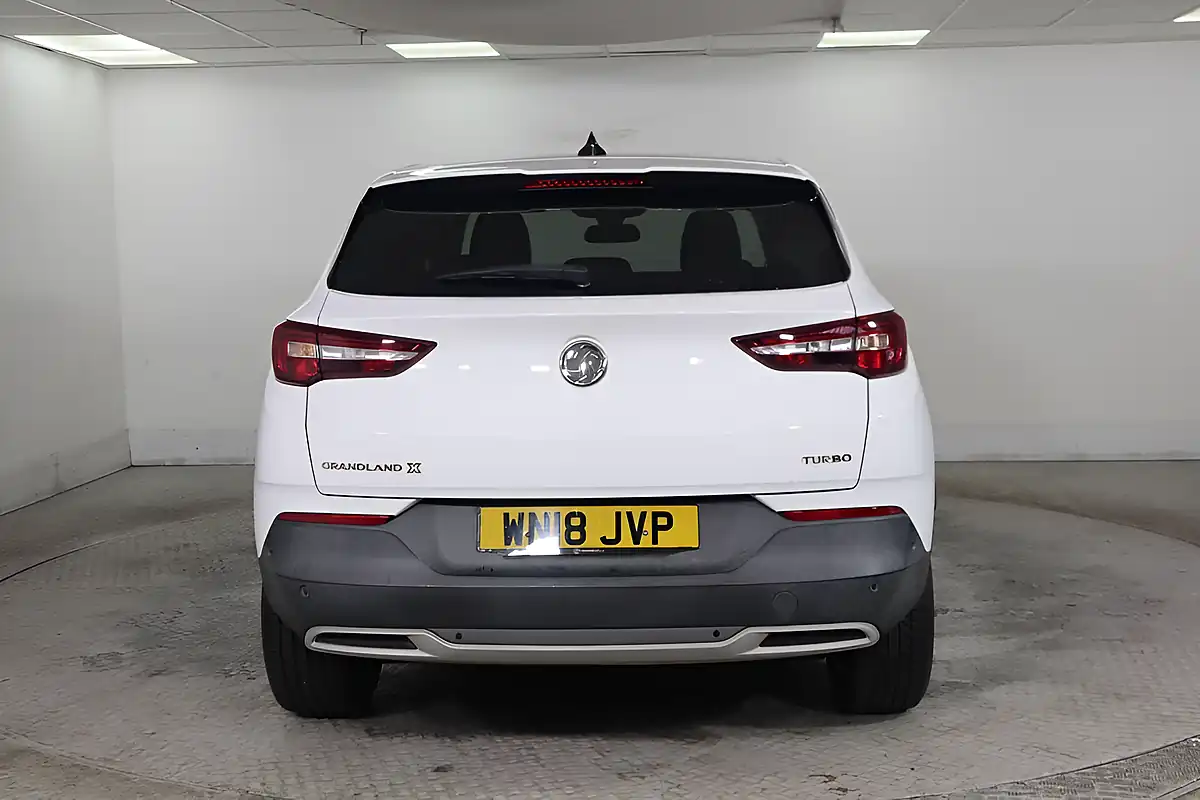 Used 2018 Vauxhall Grandland X Tech Line Nav White - Interior and Exterior details 5