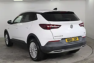 Used 2018 Vauxhall Grandland X Tech Line Nav White - Interior and Exterior details 6