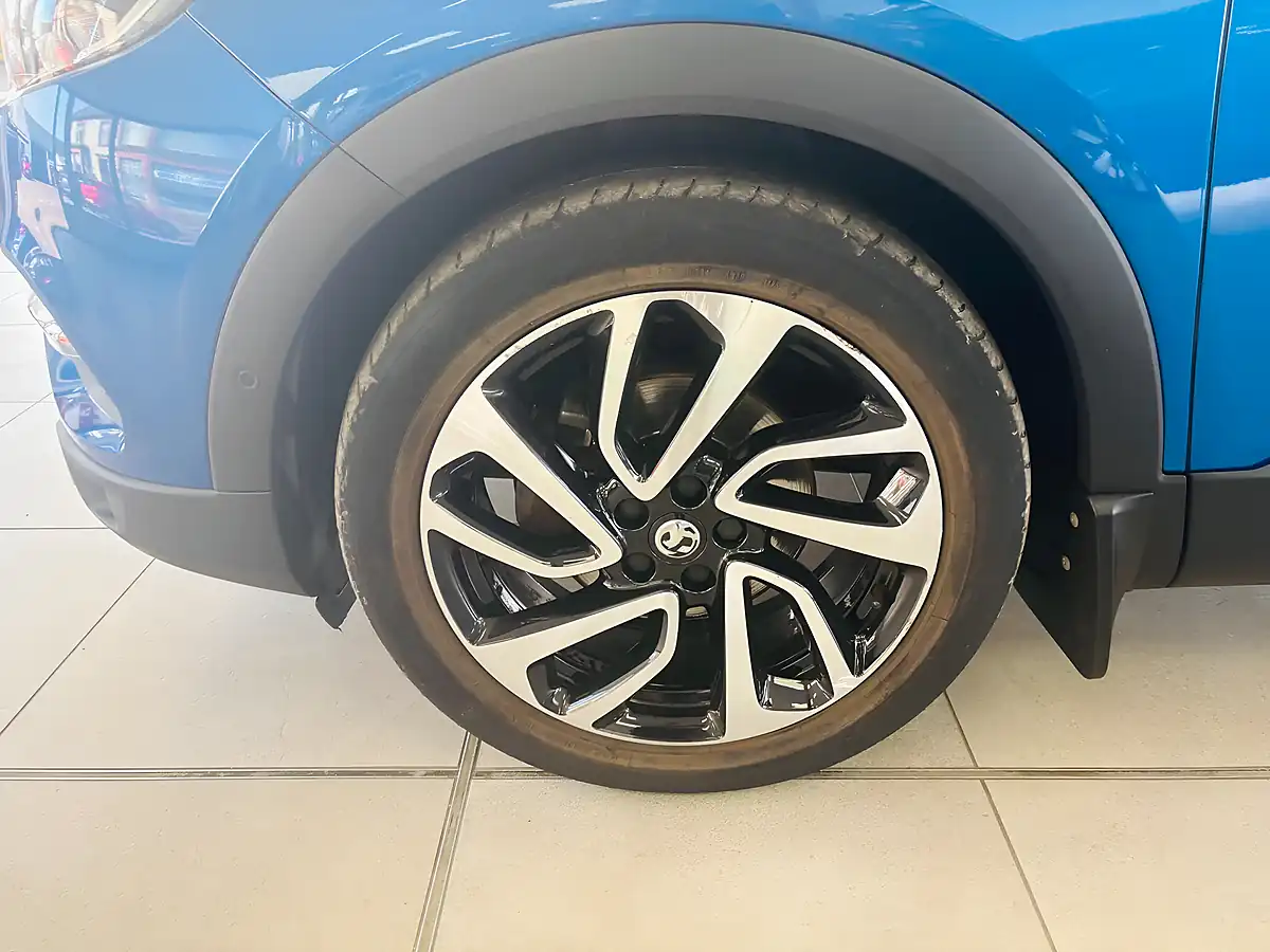 Used 2018 Vauxhall Grandland X Ultimate Blue - Interior and Exterior details 12