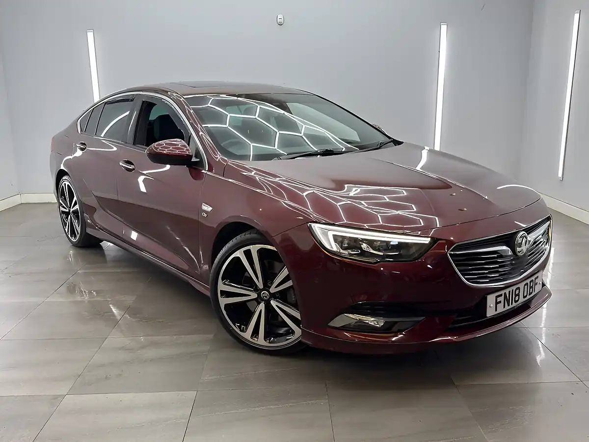Used 2018 Vauxhall Insignia Elite Nav Grand Sport Red - Front View