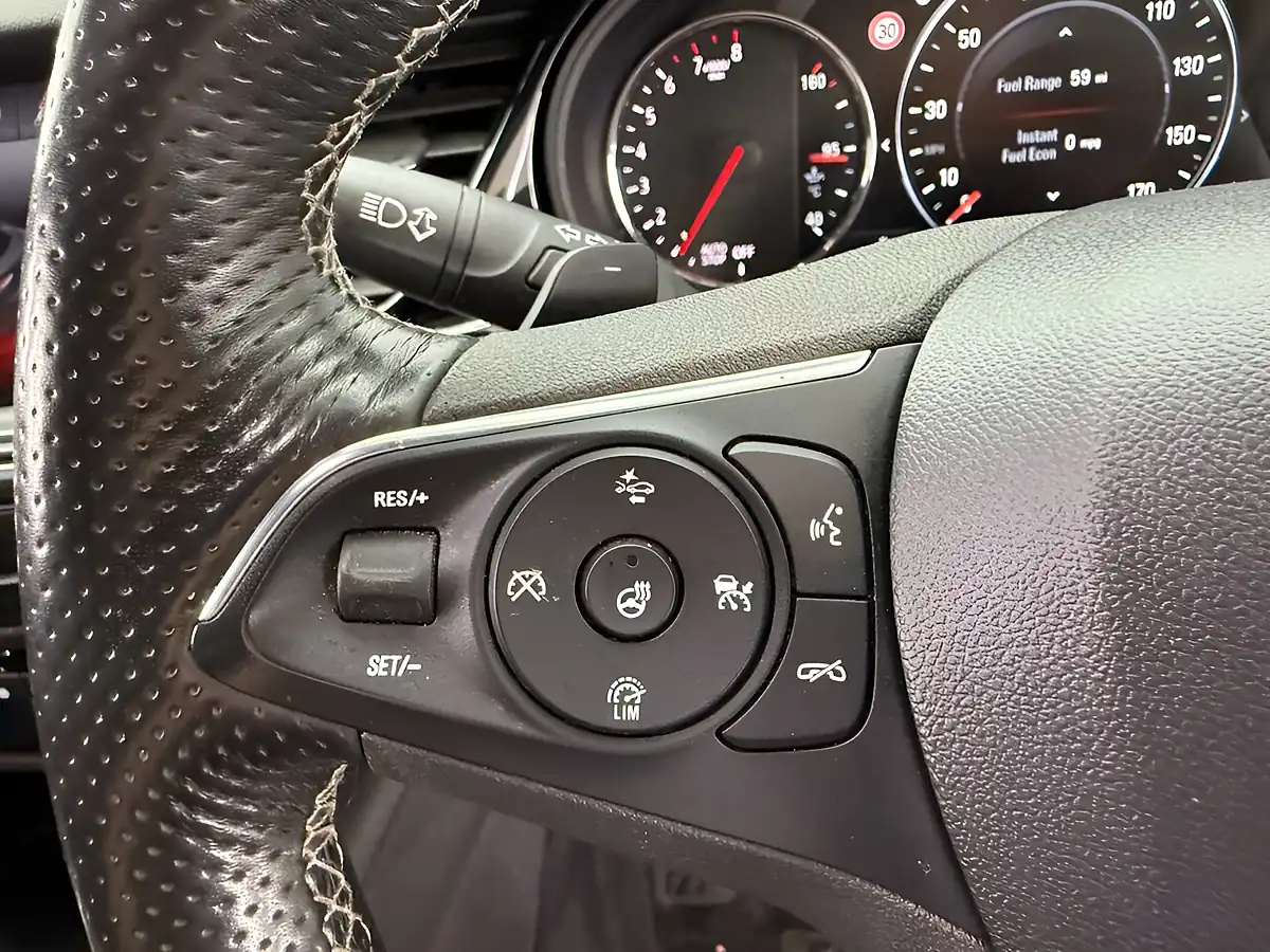 Used 2018 Vauxhall Insignia Elite Nav Grand Sport Red - Interior and Exterior details 18