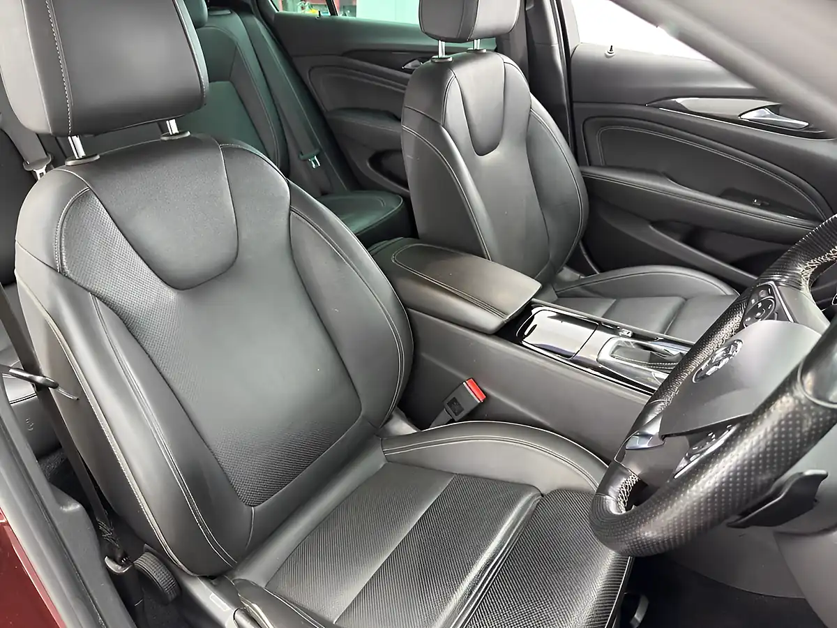 Used 2018 Vauxhall Insignia Elite Nav Grand Sport Red - Interior and Exterior details 8