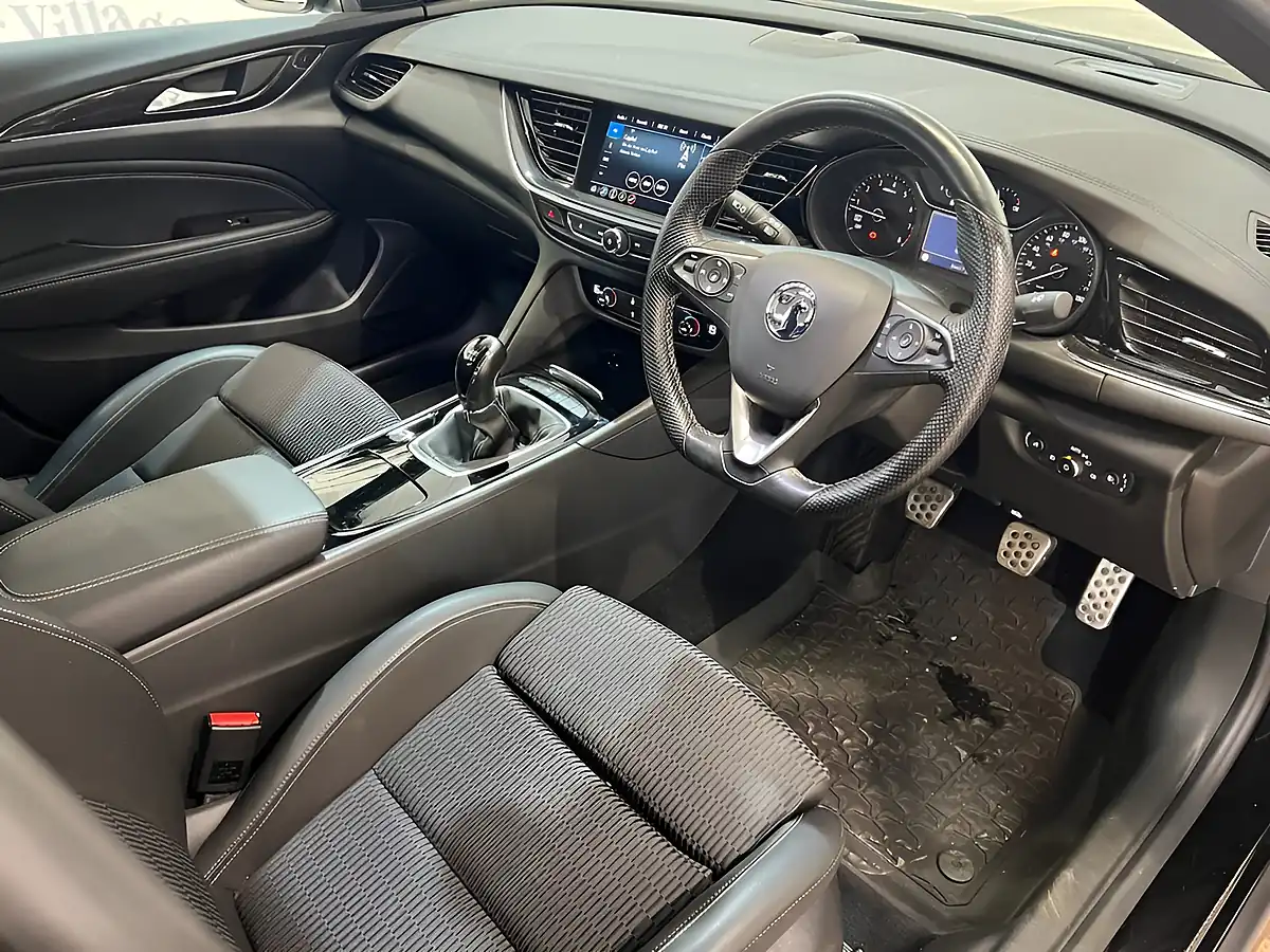 Used 2018 Vauxhall Insignia Grand Sport Sri Vx-Line Nav Black - Interior and Exterior details 19