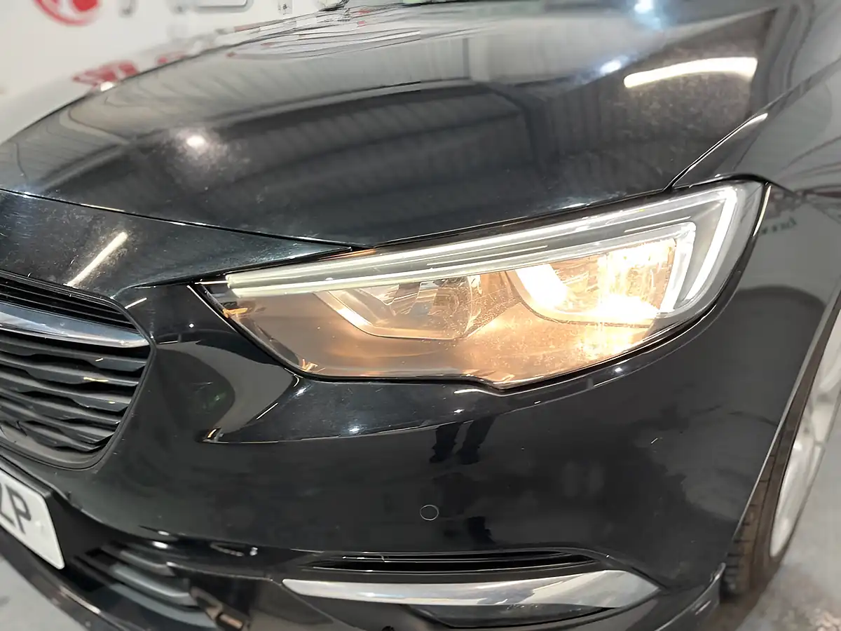 Used 2018 Vauxhall Insignia Grand Sport Sri Vx-Line Nav Black - Interior and Exterior details 6