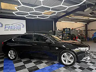 Used 2018 Vauxhall Insignia Sri Black - Interior and Exterior details 12