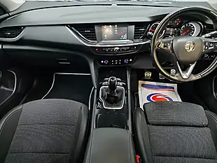 Used 2018 Vauxhall Insignia Sri Grand Sport Grey - Interior and Exterior details 11