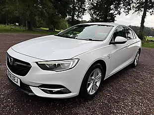 Used 2018 Vauxhall Insignia Sri Grand Sport White - Interior and Exterior details 4