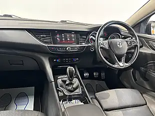 Used 2018 Vauxhall Insignia Sri Nav Dark Moon Blue - Interior and Exterior details 16