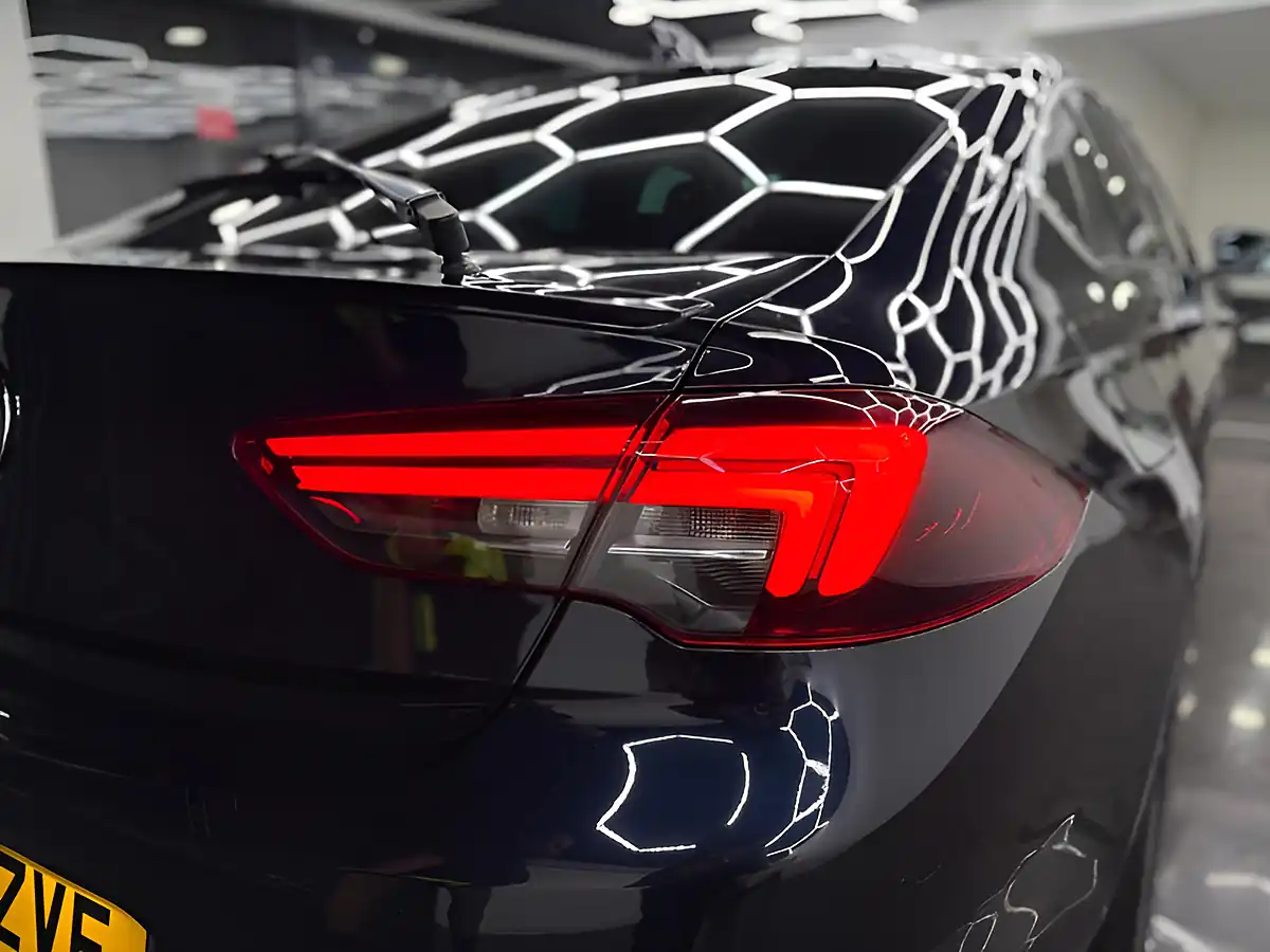 Used 2018 Vauxhall Insignia Sri Nav Grand Sport Blue - Interior and Exterior details 18