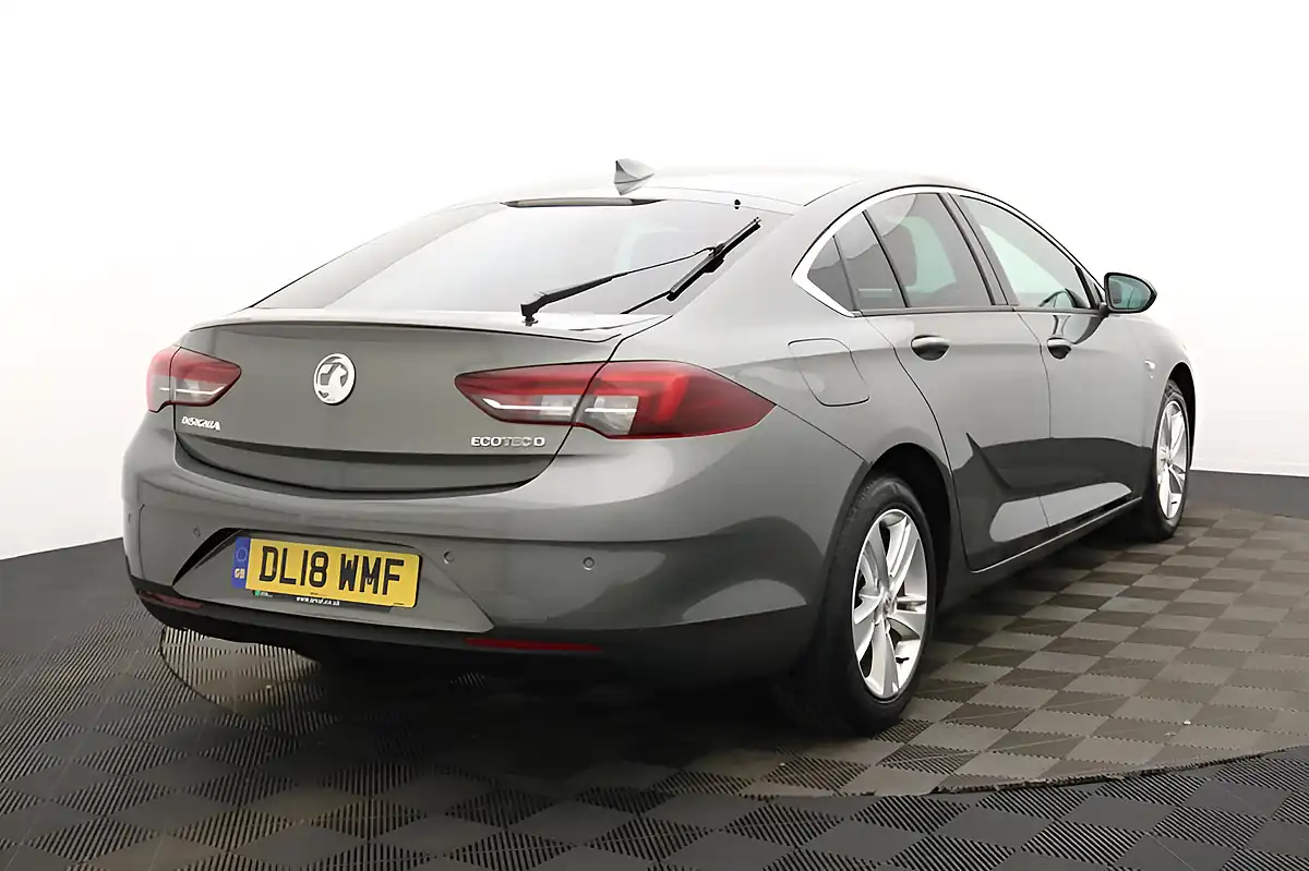 Used 2018 Vauxhall Insignia Sri Nav Grand Sport Grey - Interior and Exterior details 3
