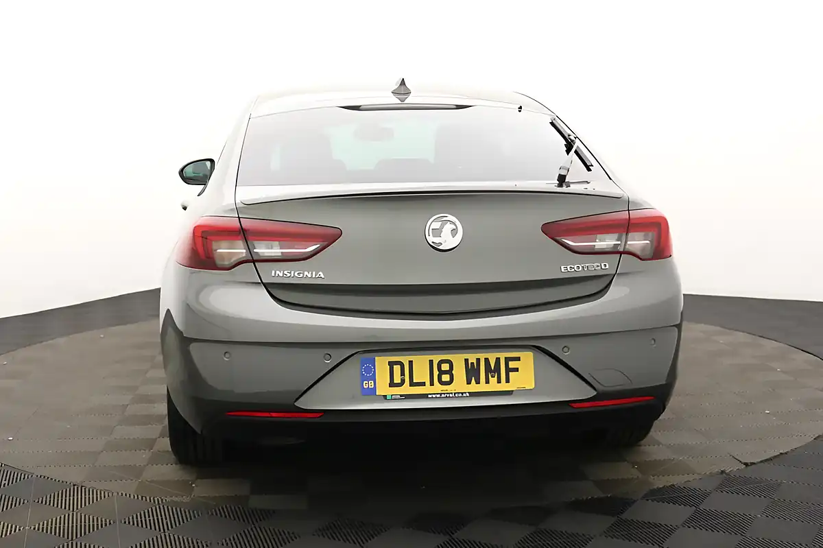 Used 2018 Vauxhall Insignia Sri Nav Grand Sport Grey - Interior and Exterior details 4