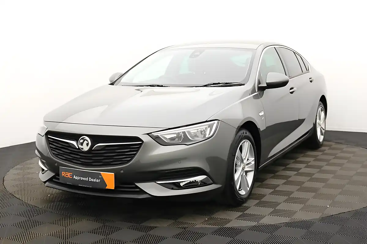 Used 2018 Vauxhall Insignia Sri Nav Grand Sport Grey - Interior and Exterior details 6