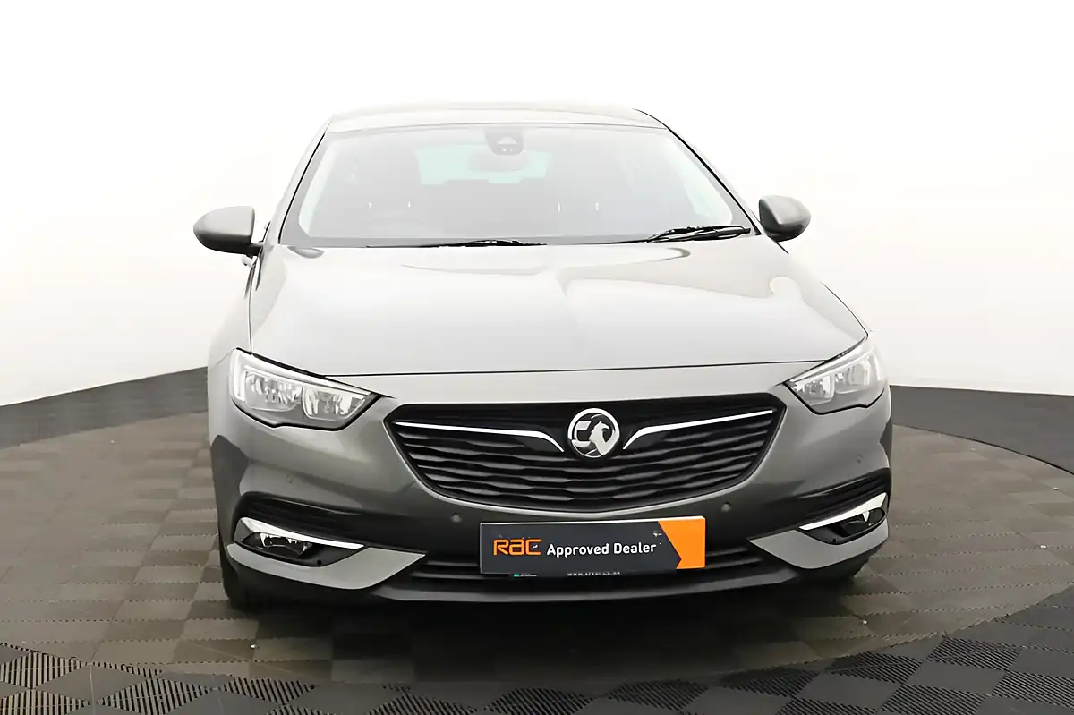 Used 2018 Vauxhall Insignia Sri Nav Grand Sport Grey - Interior and Exterior details 7