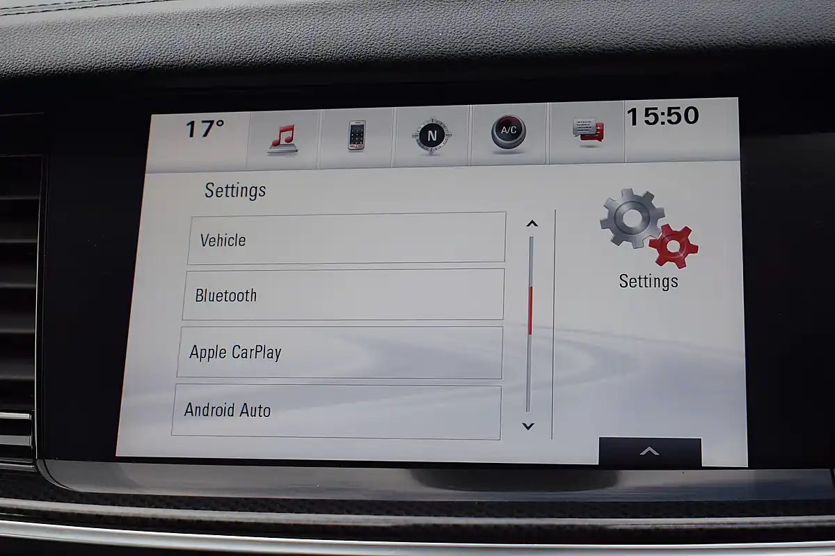 Used 2018 Vauxhall Insignia Sri Nav Grand Sport Grey - Interior and Exterior details 16