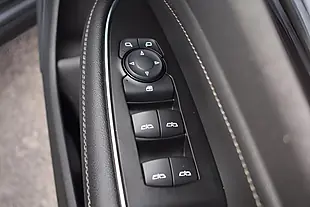 Used 2018 Vauxhall Insignia Sri Nav Grand Sport Grey - Interior and Exterior details 20