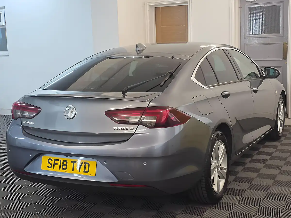 Used 2018 Vauxhall Insignia Sri Nav Grand Sport Grey - Interior and Exterior details 6