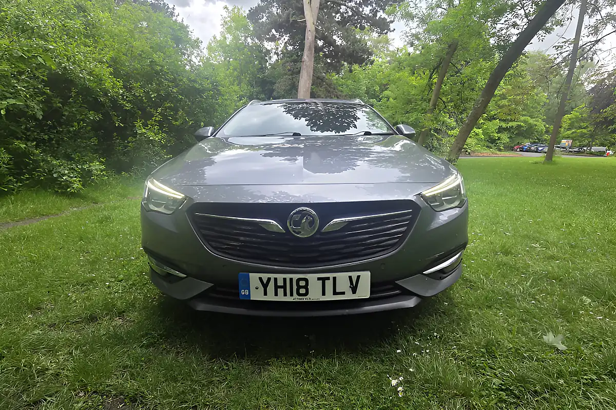 Used 2018 Vauxhall Insignia Sri Nav Grey - Interior and Exterior details 2