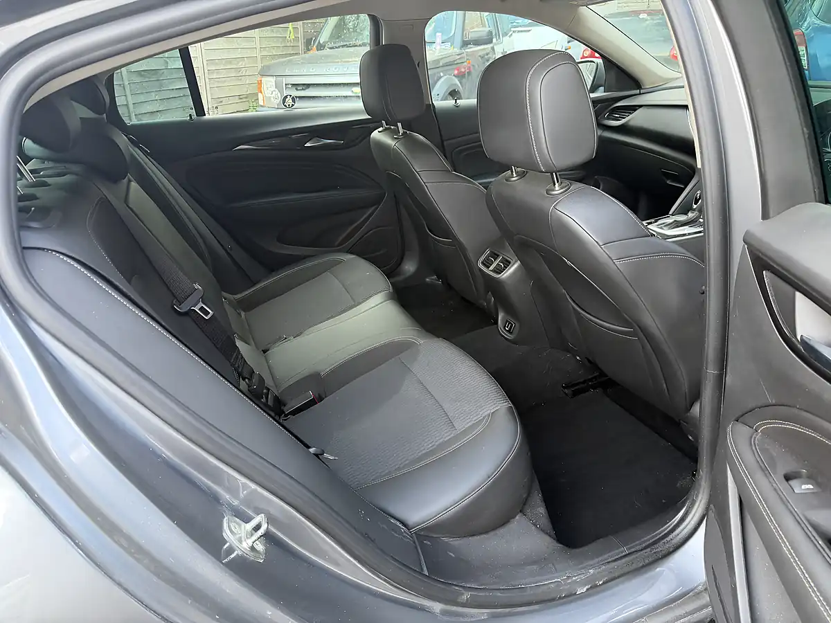 Used 2018 Vauxhall Insignia Sri Nav Grey - Interior and Exterior details 13