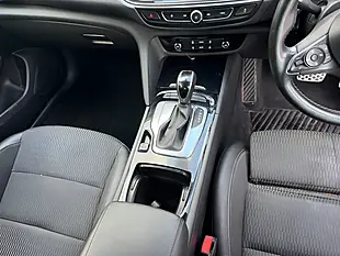 Used 2018 Vauxhall Insignia Sri Nav Grey - Interior and Exterior details 14