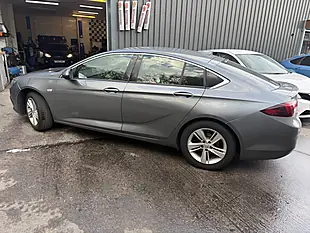 Used 2018 Vauxhall Insignia Sri Nav Grey - Interior and Exterior details 3