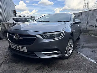 Used 2018 Vauxhall Insignia Sri Nav Grey - Interior and Exterior details 5