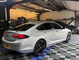 Used 2018 Vauxhall Insignia Sri Nav Silver - Interior and Exterior details 4