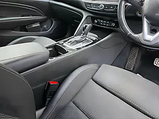 Used 2018 Vauxhall Insignia Sri Nav Sports Tourer White - Interior and Exterior details 17