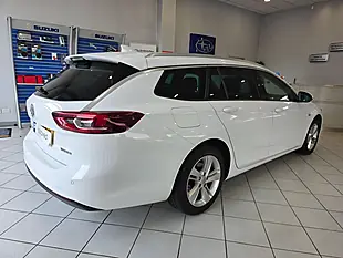 Used 2018 Vauxhall Insignia Sri Nav Sports Tourer White - Interior and Exterior details 7