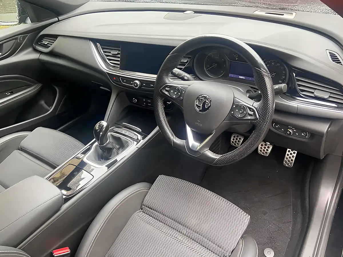 Used 2018 Vauxhall Insignia Sri Vx-Line Nav Black - Interior and Exterior details 12