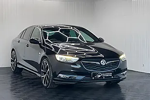 Used 2018 Vauxhall Insignia Sri Vx-Line Nav Black - Interior and Exterior details 3