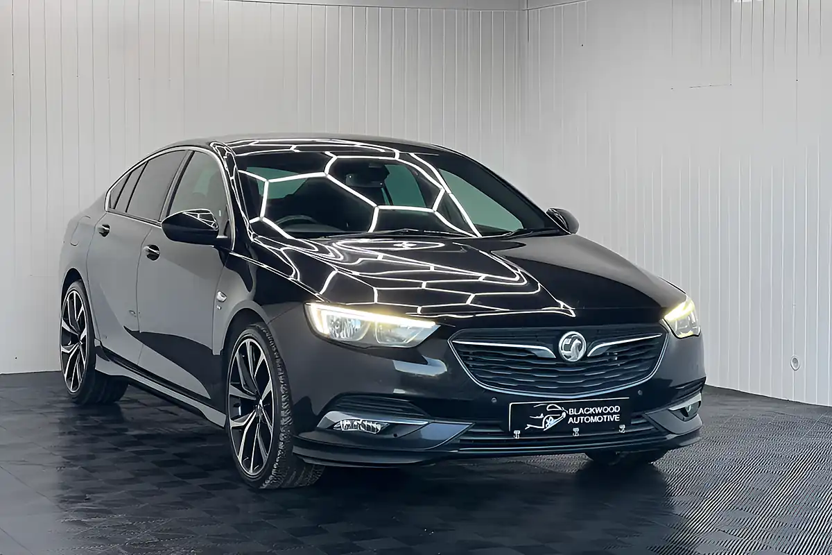 Used 2018 Vauxhall Insignia Sri Vx-Line Nav Black - Interior and Exterior details 3