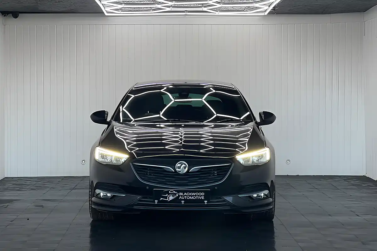 Used 2018 Vauxhall Insignia Sri Vx-Line Nav Black - Interior and Exterior details 4