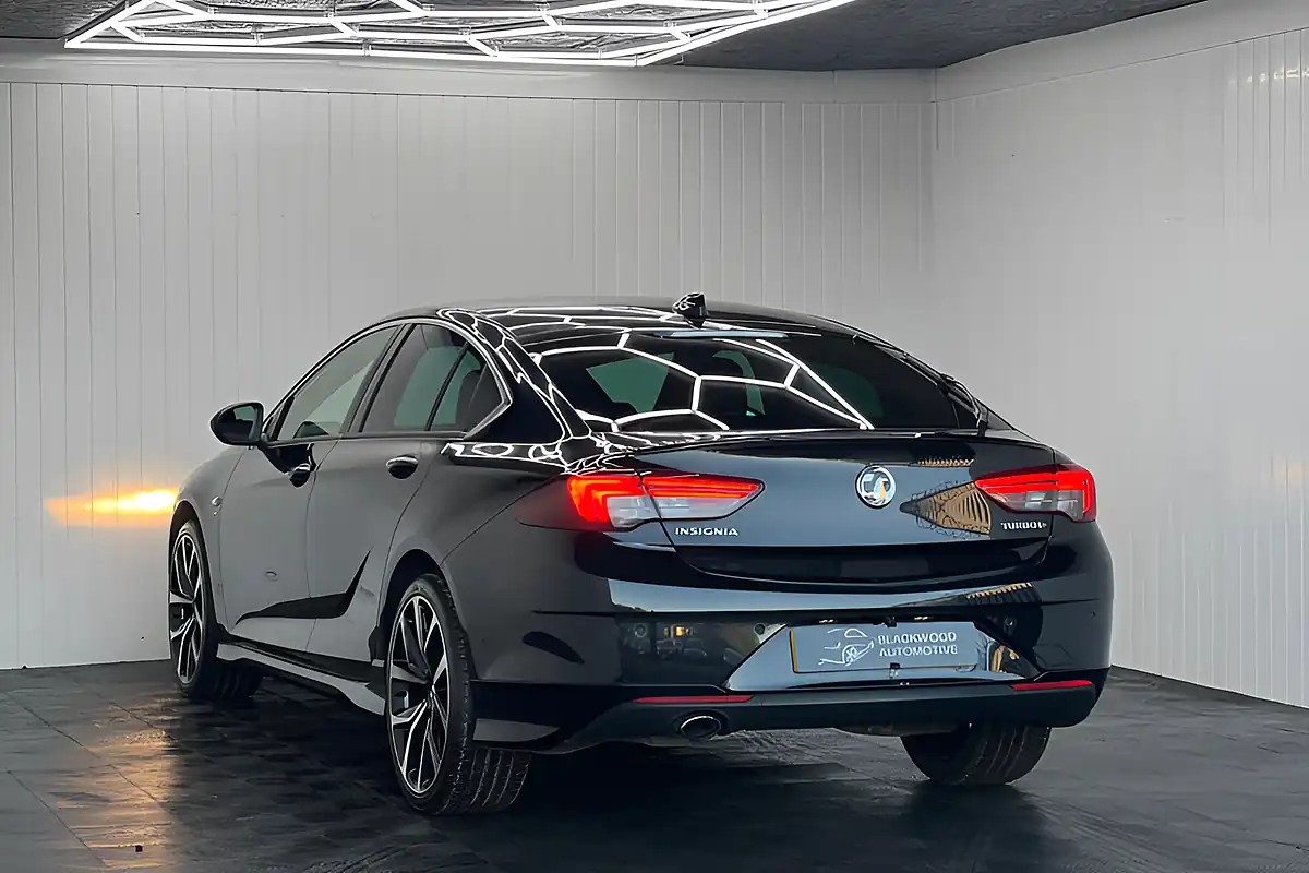 Used 2018 Vauxhall Insignia Sri Vx-Line Nav Black - Interior and Exterior details 9