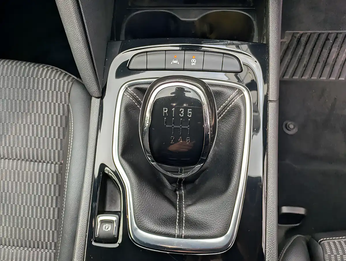 Used 2018 Vauxhall Insignia Sri Vx Line Nav Grand Sport - Interior and Exterior details 10