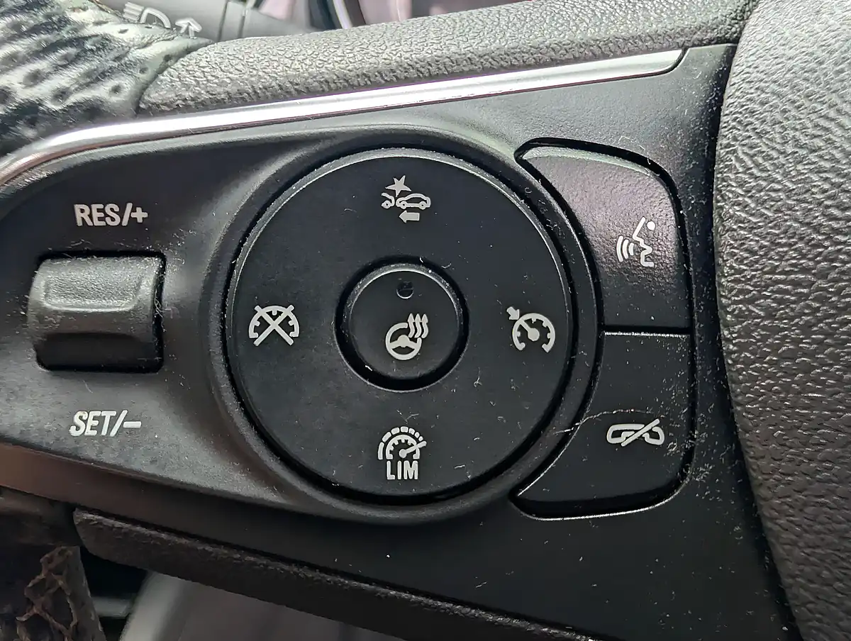 Used 2018 Vauxhall Insignia Sri Vx Line Nav Grand Sport - Interior and Exterior details 19