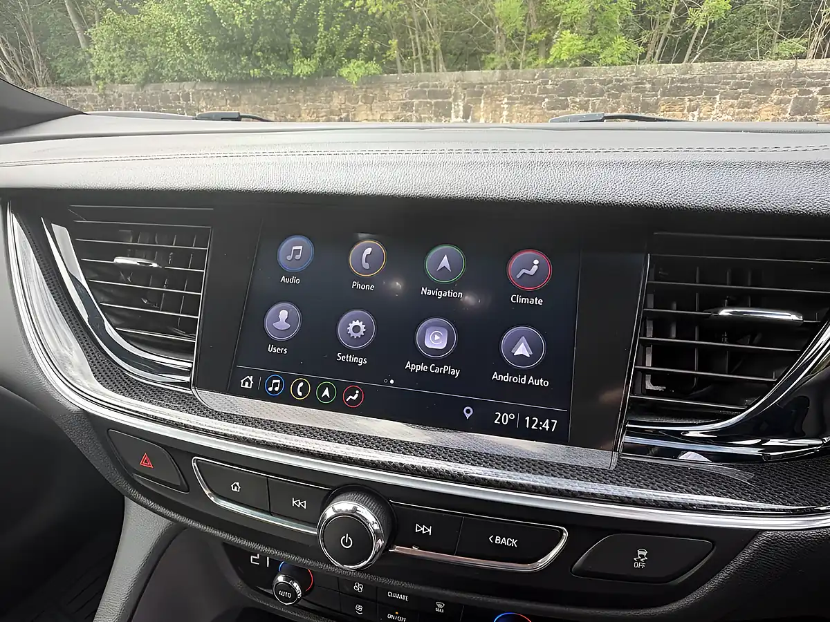 Used 2018 Vauxhall Insignia Sri Vx Line Nav Grand Sport White - Interior and Exterior details 16