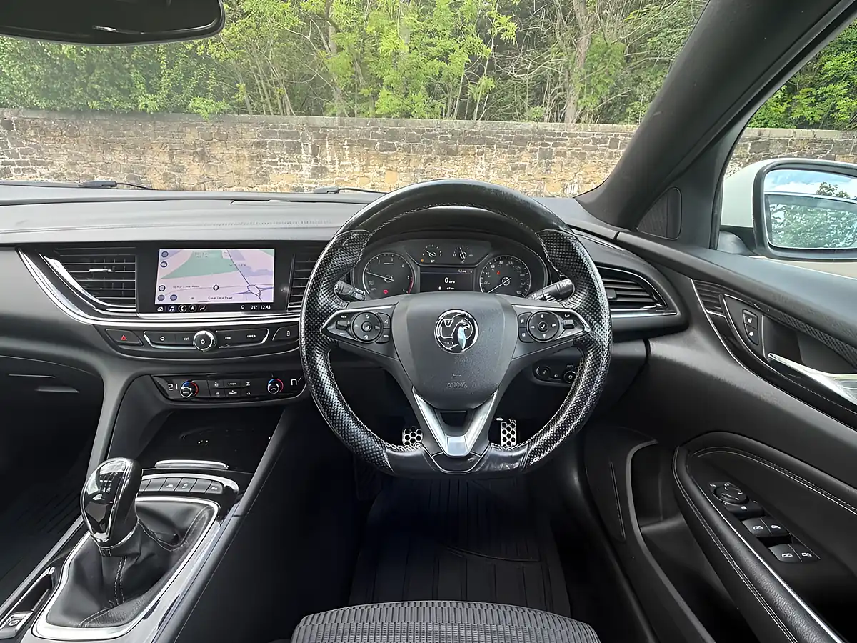 Used 2018 Vauxhall Insignia Sri Vx Line Nav Grand Sport White - Interior and Exterior details 4