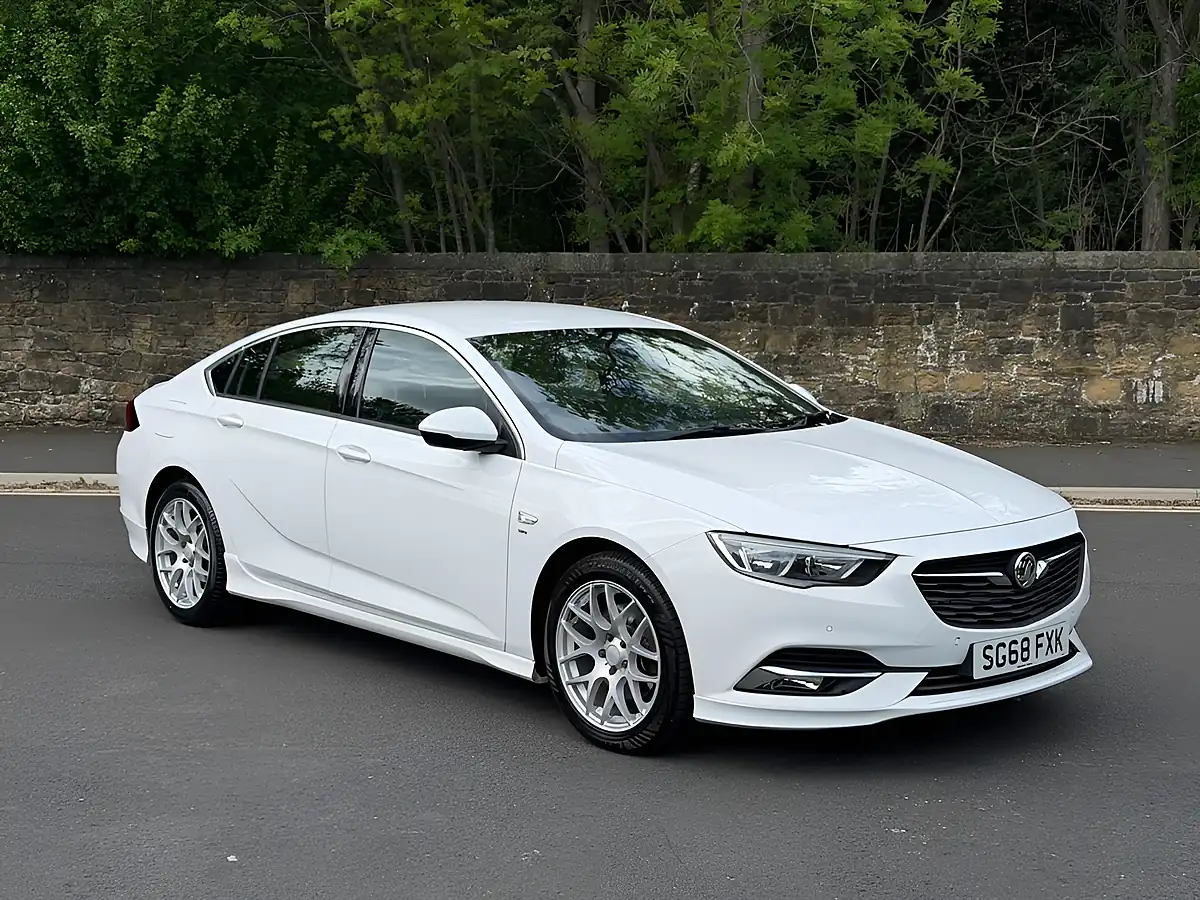 Used 2018 Vauxhall Insignia Sri Vx Line Nav Grand Sport White - Interior and Exterior details 5