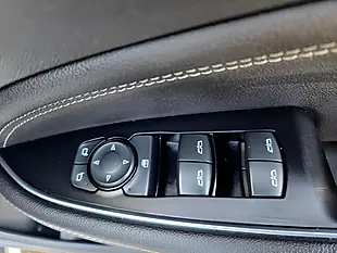 Used 2018 Vauxhall Insignia Sri Vx Line Nav Grand Sport White - Interior and Exterior details 20