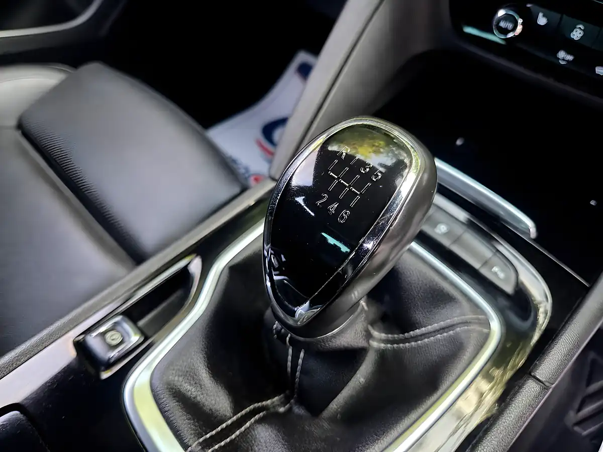 Used 2018 Vauxhall Insignia Sri Vx Line Nav Grand Sport White - Interior and Exterior details 9