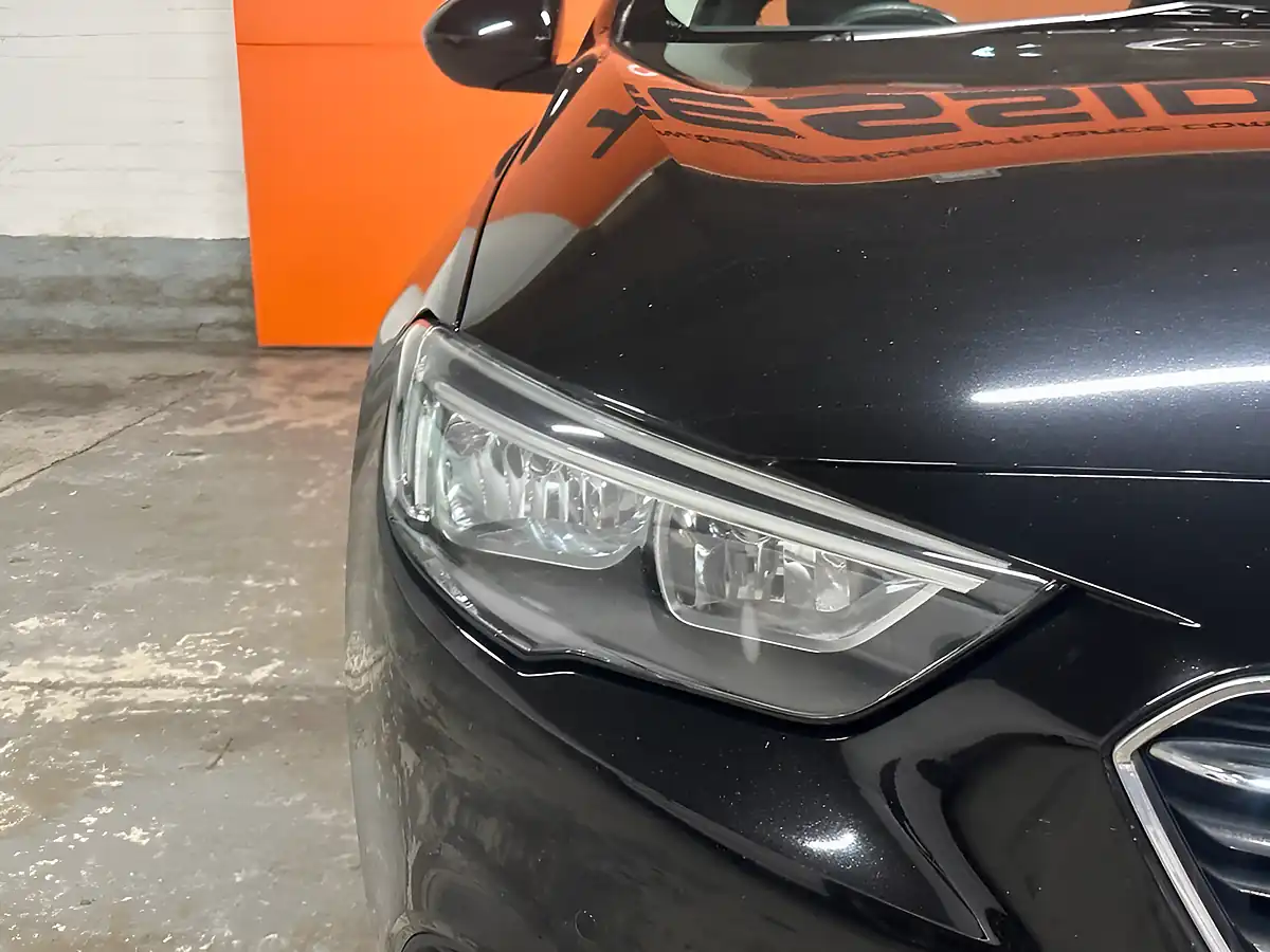 Used 2018 Vauxhall Insignia Tech Line Nav Grand Sport Black - Interior and Exterior details 14