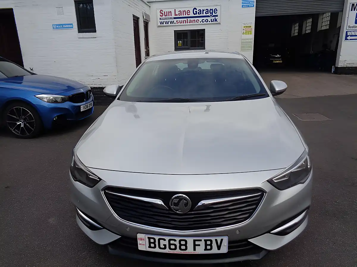 Used 2018 Vauxhall Insignia Tech Line Nav Grand Sport Silver - Interior and Exterior details 5