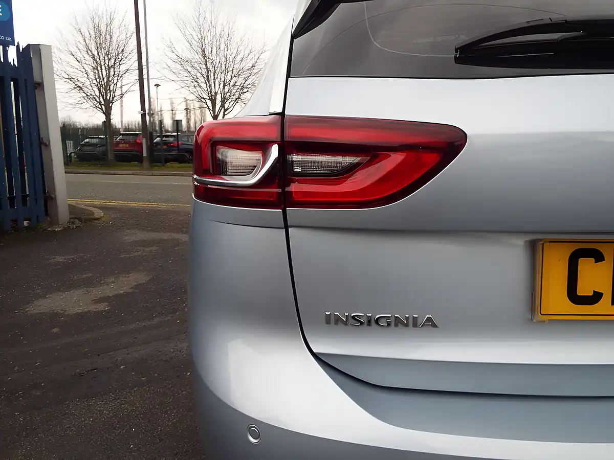 Used 2018 Vauxhall Insignia Tech Line Nav Silver - Interior and Exterior details 16