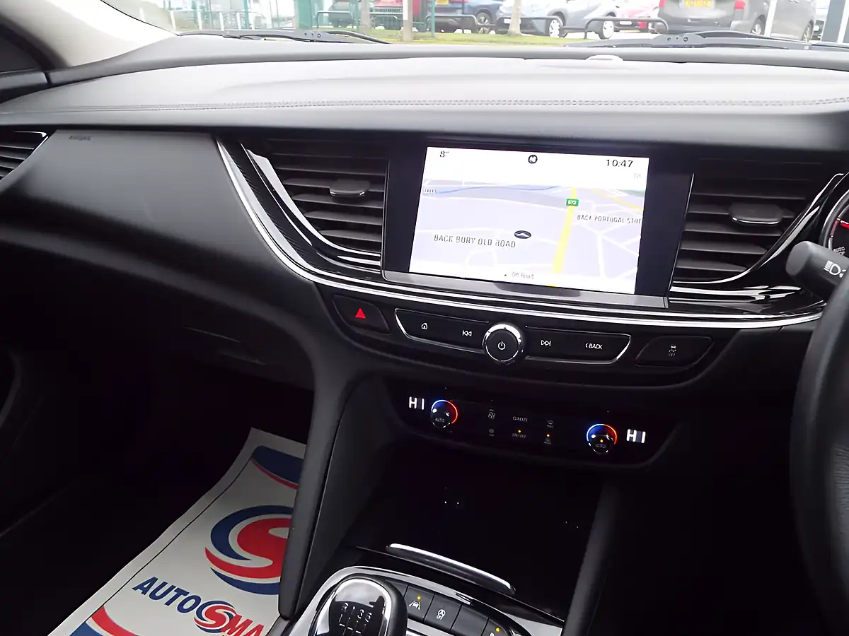 Used 2018 Vauxhall Insignia Tech Line Nav Silver - Interior and Exterior details 19