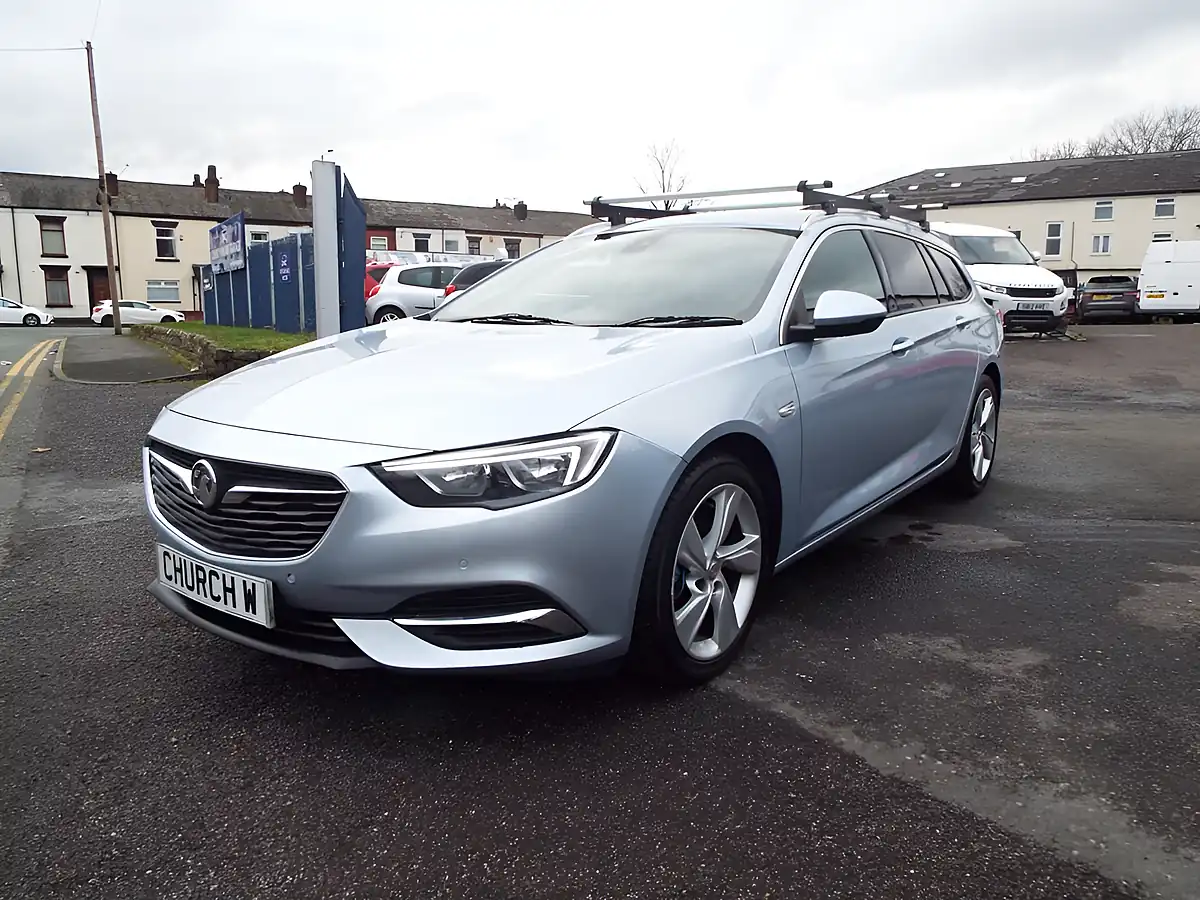 Used 2018 Vauxhall Insignia Tech Line Nav Silver - Interior and Exterior details 3