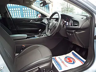 Used 2018 Vauxhall Insignia Tech Line Nav Silver - Interior and Exterior details 9