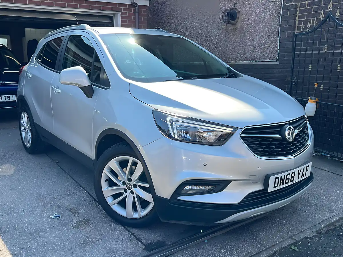Used 2018 Vauxhall Mokka Active Silver Metallic - Front View