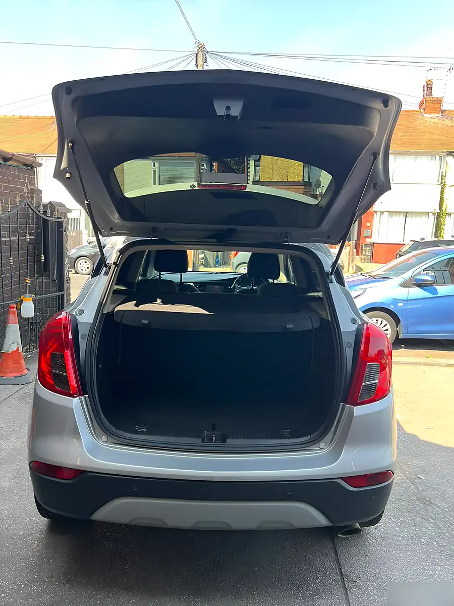 Used 2018 Vauxhall Mokka Active Silver Metallic - Interior and Exterior details 11