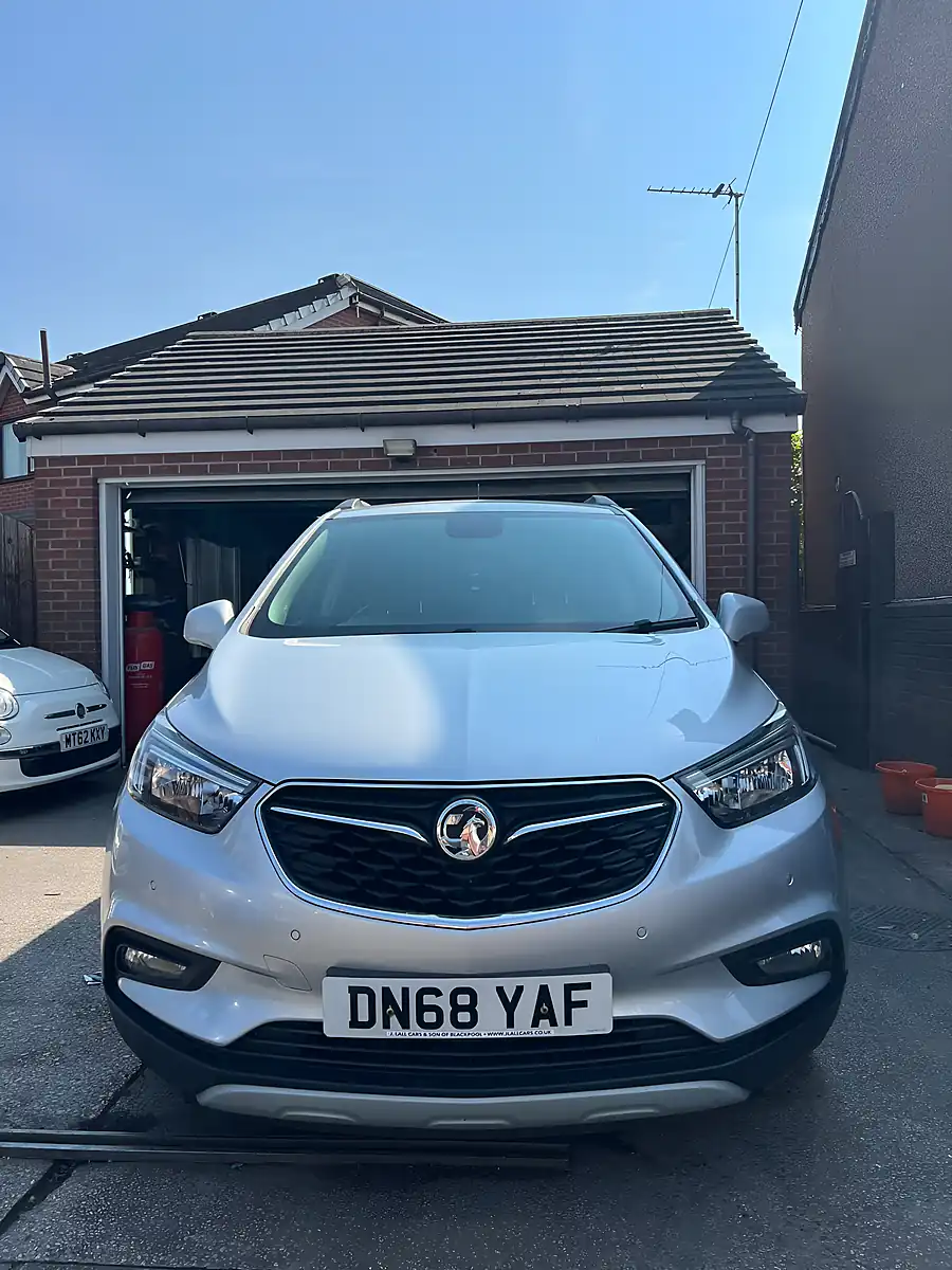 Used 2018 Vauxhall Mokka Active Silver Metallic - Interior and Exterior details 9